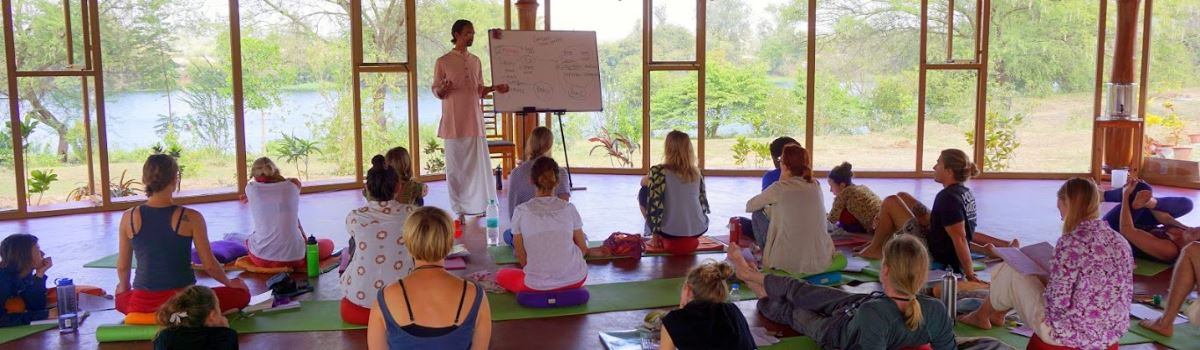 what is ashram